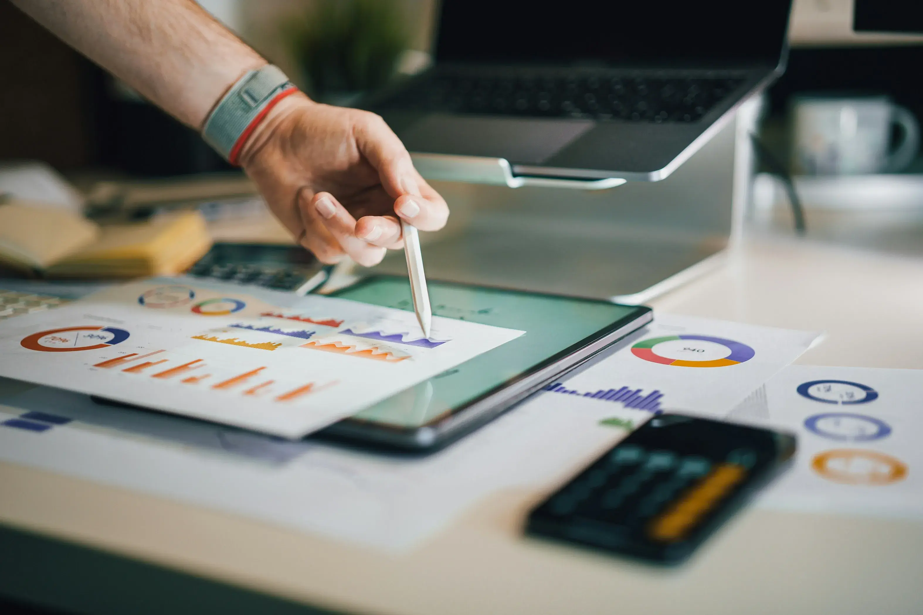 What should my cost per item on leads be?